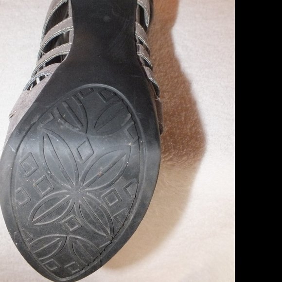 Stylish Gray Women's High Heel Ankle Boots - Picture 2 of 2